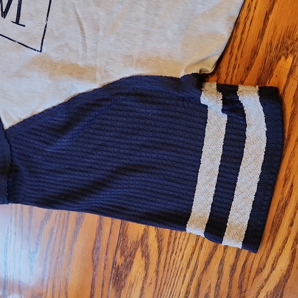 Maurices Football Tee - Picture 4 of 7